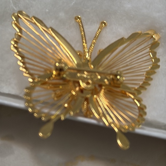 Monet Butterfly Brooch Pin Gold Tone Rhinestones Vintage Signed - Picture 3 of 5
